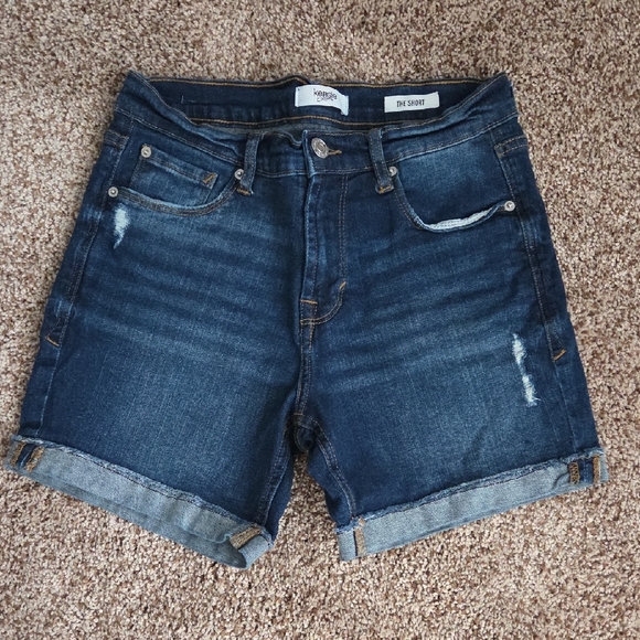 Kensie "The Short" Denim Distressed - Picture 1 of 6